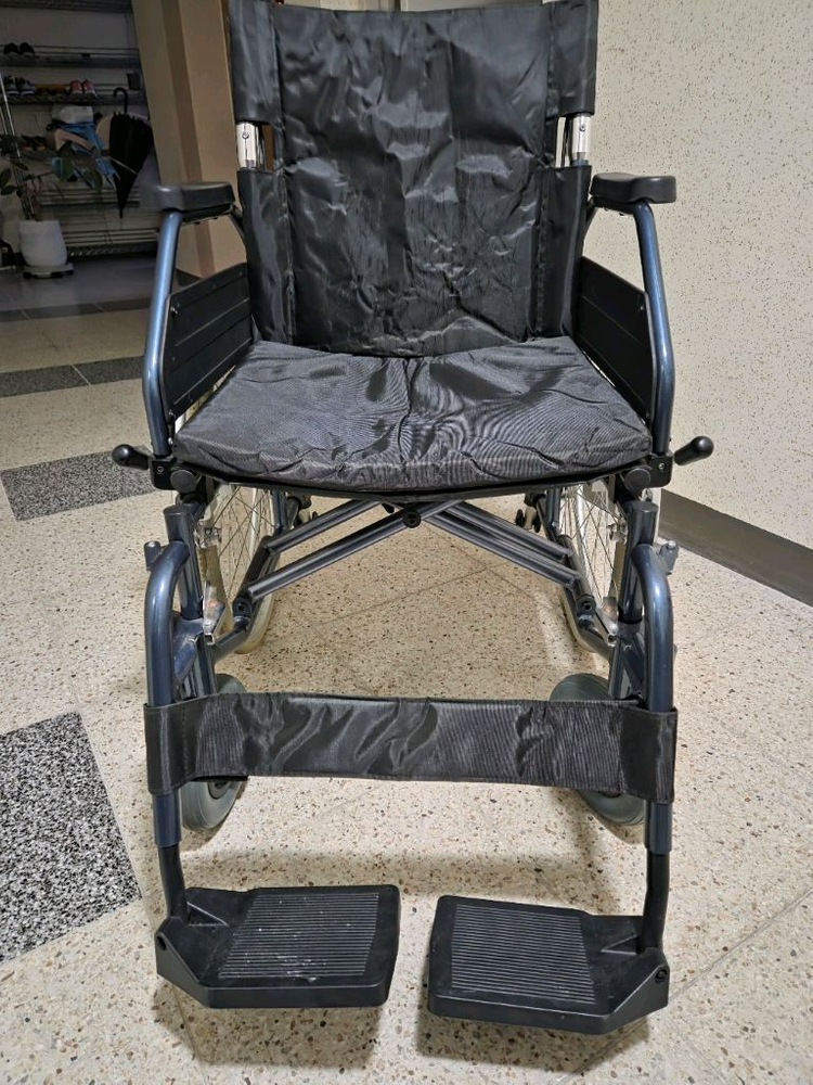 [일반]접이식휠체어--4