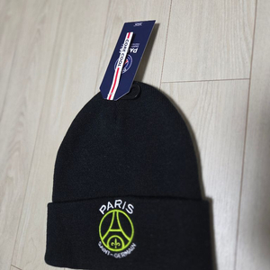 [새상품]파리현지구매 파리 생제르망 비니 블랙