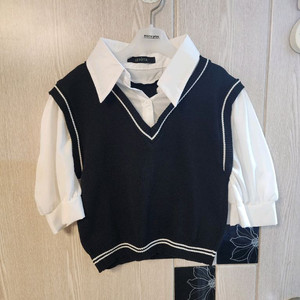 브랜드_ 니트조끼 블라우스 S