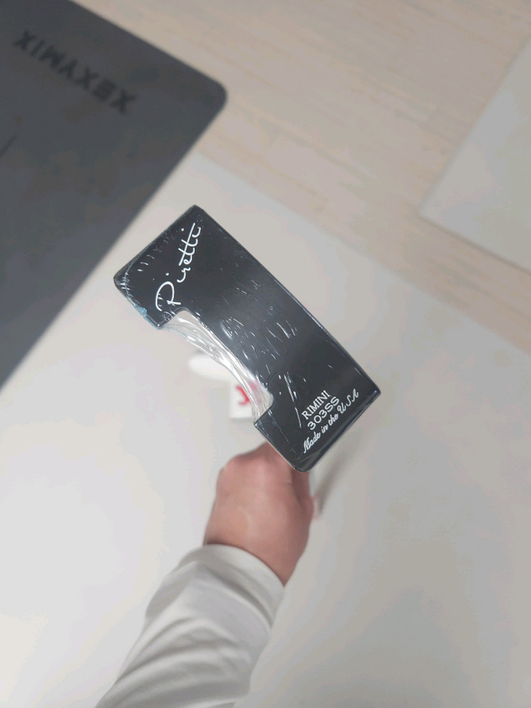 (미사용 신품) 피레티 303SS 미드나잇 블랙 리미니 퍼터--1