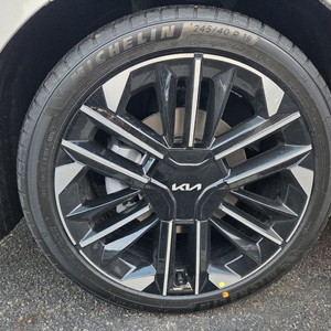 19인치 순정 휠타이어 세트