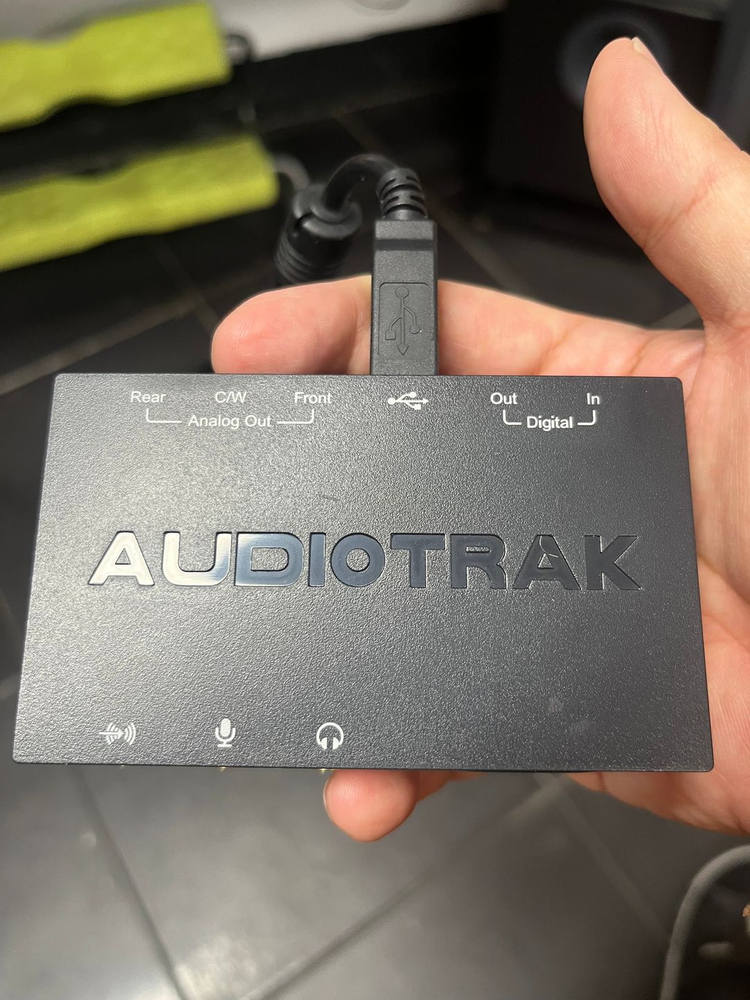 오디오트랙 MAYA U5 외장형 사운드카드--1