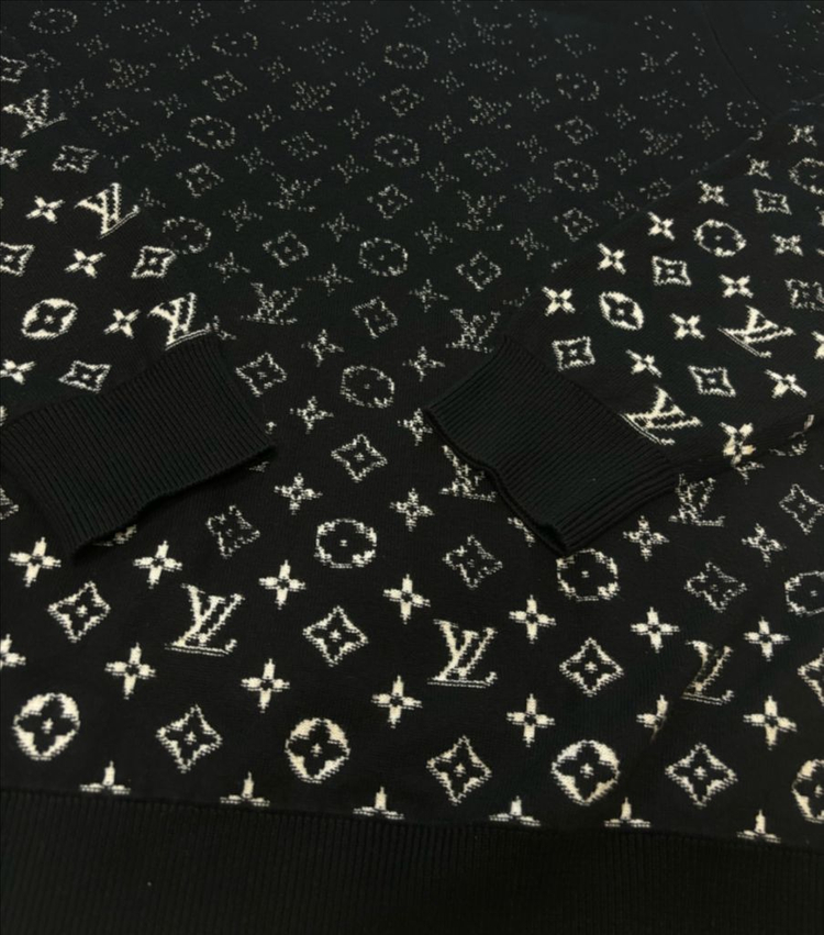 (XL)루이비통 그라디언트 니트--1