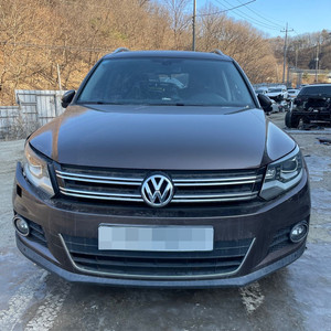 [ 폭스바겐 티구안 ] 실내 or 전장 및 외장 부품 판매 합니다 이미지