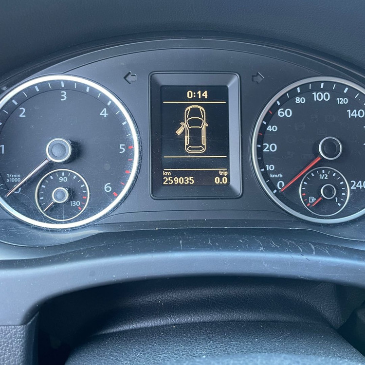 [ 폭스바겐 티구안 ] 실내 or 전장 및 외장 부품 판매 합니다 이미지