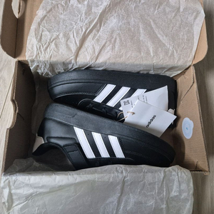 쿨거래시 4만9천! [풀박스] 아디다스 키즈 편한운동화 남아여아 공용