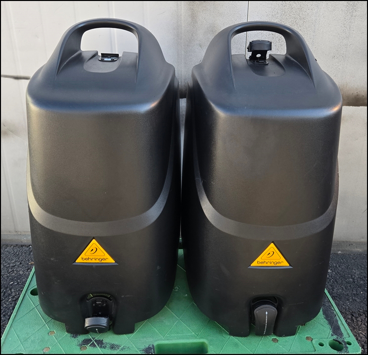 베링거(Behringer) Europort EPA900 중고 포터블 PA 스피커 (패시브) 2개 한 쌍--2