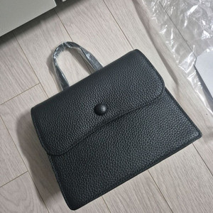 봉긋 그레이스 페블백 블랙 새상품