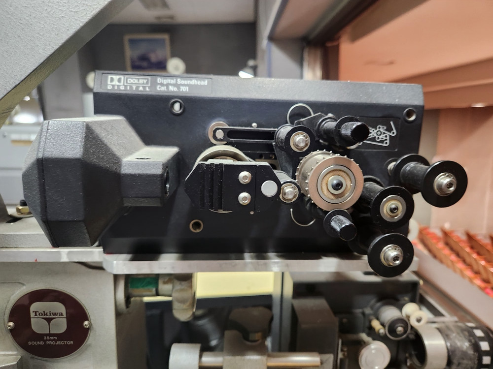 35미리, 16미리 겸용 필름 영사기(2대) 극장용 비전시스템 VXH-4000 pull set--4