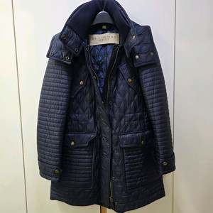 버버리 정품 보스워스 퀼팅코트 상태좋아요