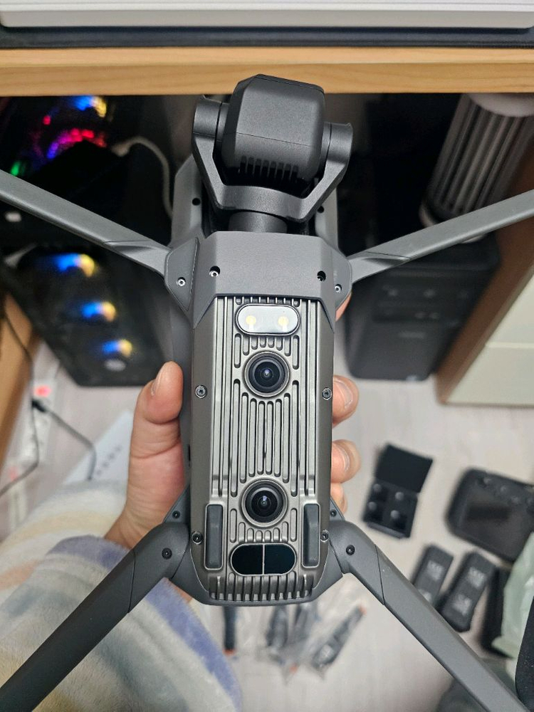 DJI 매빅3 플라이모어 콤보 드론 + Rc Pro 포함--1