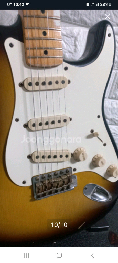 펜더 56년 레릭 일렉기타 이미지