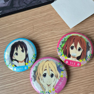 케이온 유이 미오 츠무기 캔뱃지