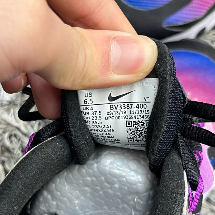 나이키 에어맥스 270 리액트 SE (235) 이미지