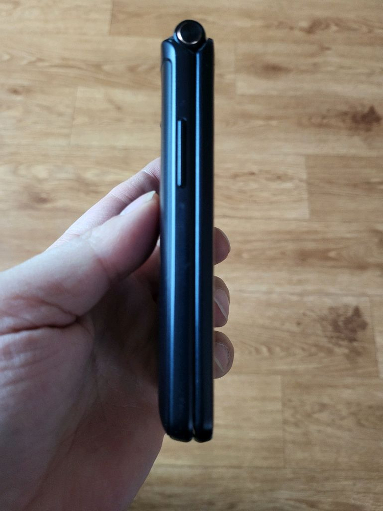 갤럭시폴더2 32기가 블랙 이미지