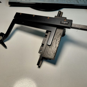 OLYMPUS CK2-MVR 올림푸스 현미경용 기계식 스테이지(이동식 스테이지) 이미지