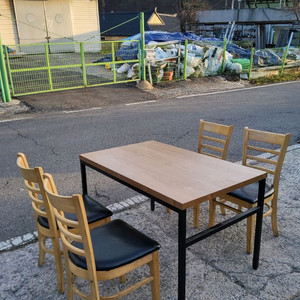 식당 4인 의탁자세트