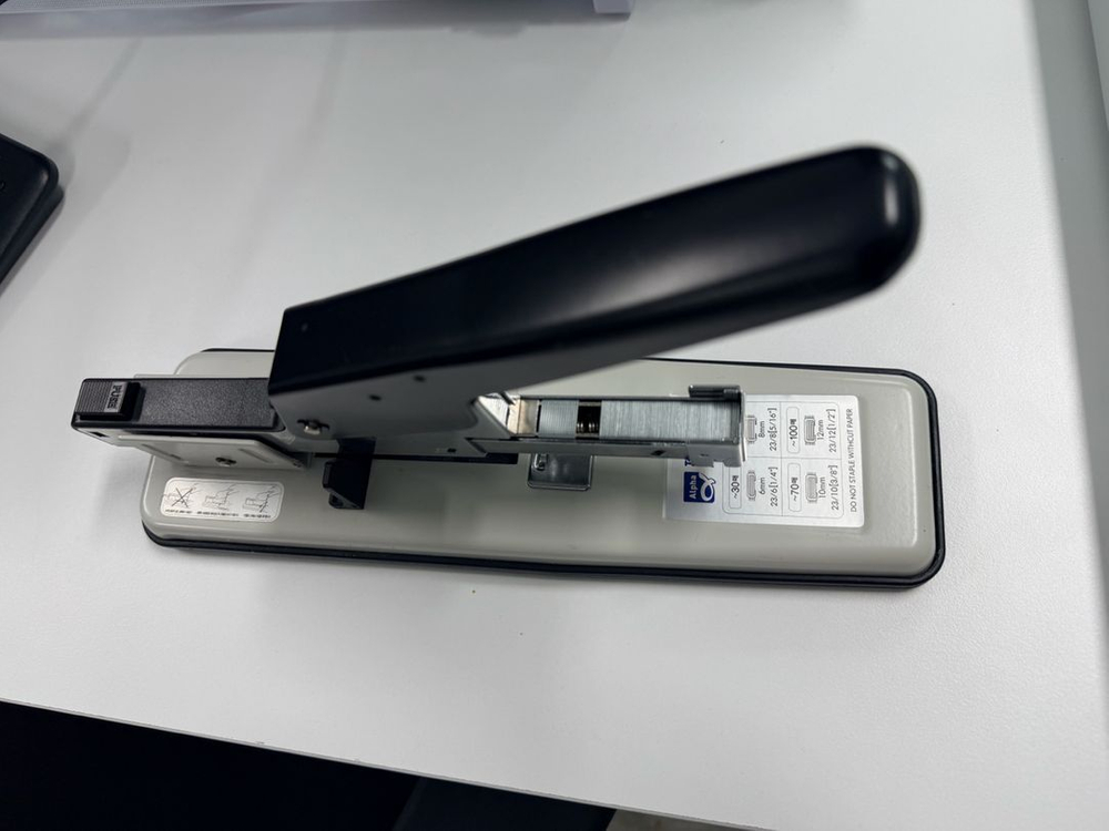 제본용 스테플러 호치케스+ 침 12갑포함--1