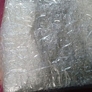 엘지TV. 벽걸이브라켙팝니다. 저도 구입한것임 새것인지 중고인지 설치안해모름. 열어보지도 않앗슴