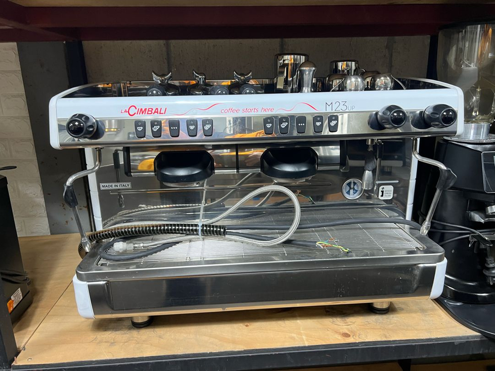 중고커피머신 라심발리m23업 팝니다--0