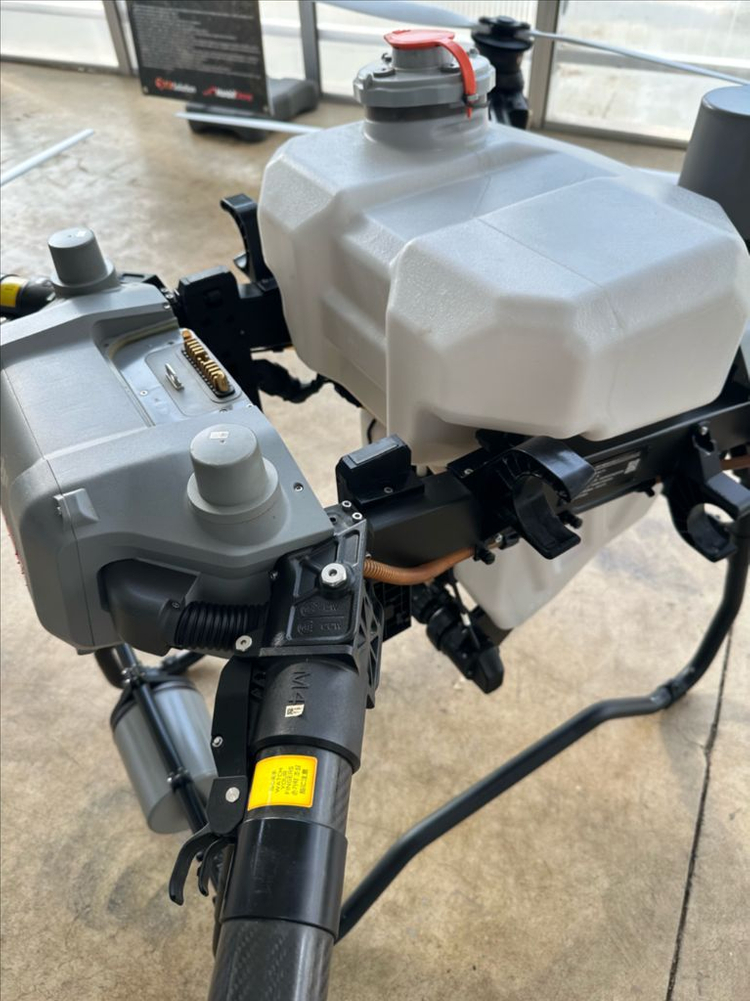 농업용 드론 DJI T50 중고 판매 합니다.--4