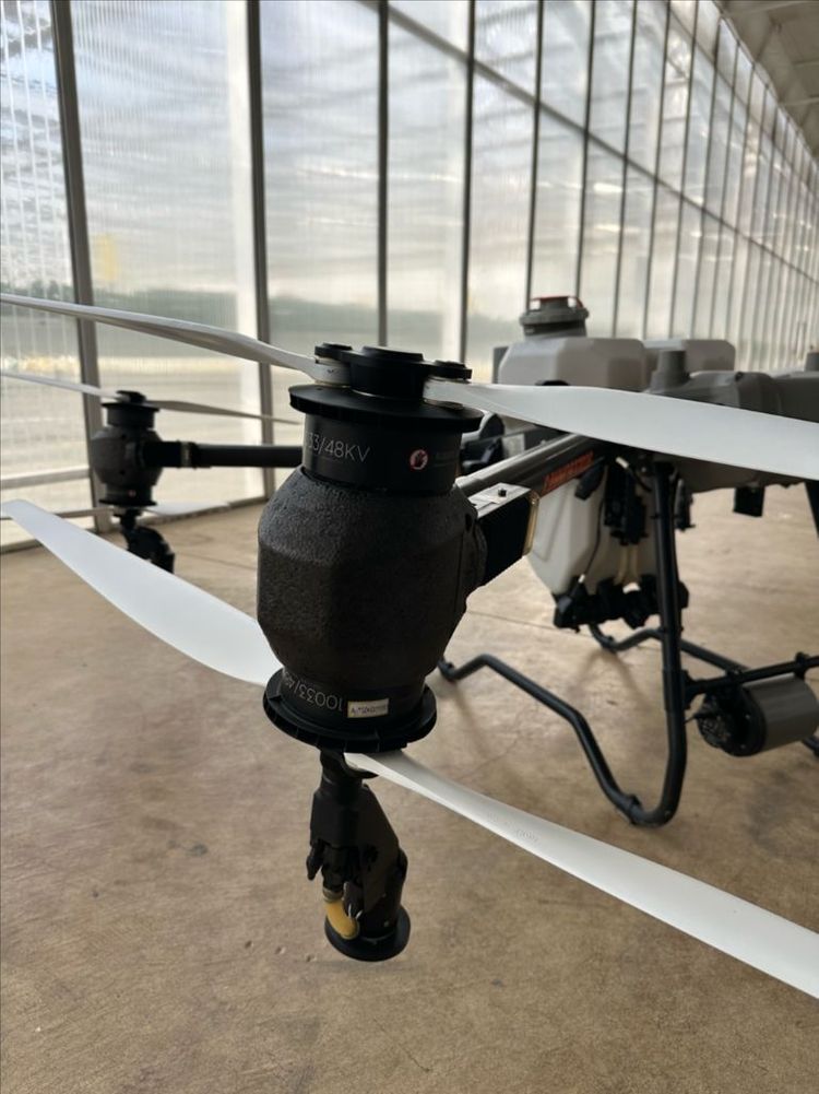 농업용 드론 DJI T50 중고 판매 합니다.--7