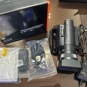 소니 FDR-AX700 판매합니다