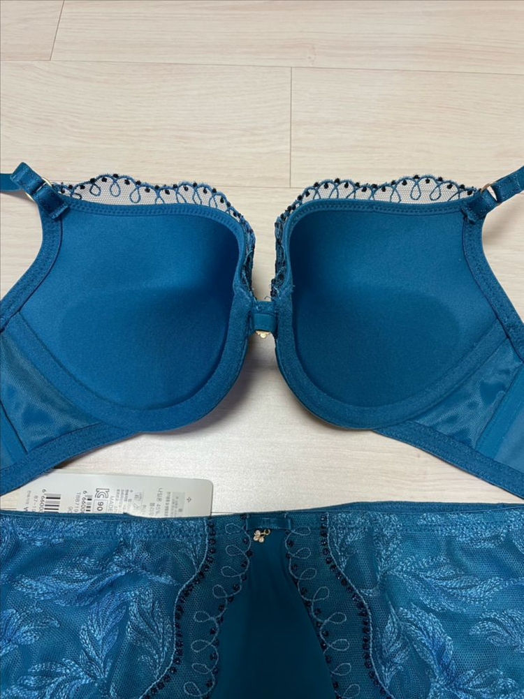 새상품) 트라이엄프 75B 메모리쿠션 새상품 비너스 비비안 원더브라 이미지