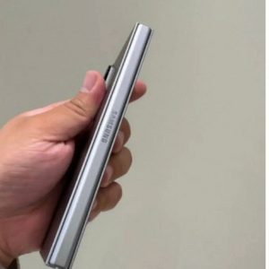 갤럭시 Z 폴드6 실버 256 자급제 26년1월3일 올수리 테이프도 붙여있음