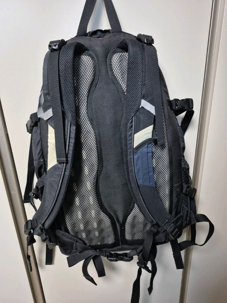 노스페이스 정품 빅샷(Big Shot) 33리터 등산백팩배낭 팝니다 이미지