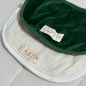 얼쓰 턱받이 아기 유아 빕 벨루어 벨벳 2장 일괄 이미지