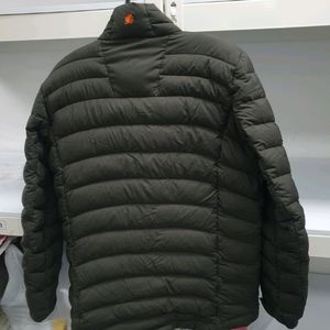 라푸마 정품 오리털경량패딩 100사이즈 팝니다