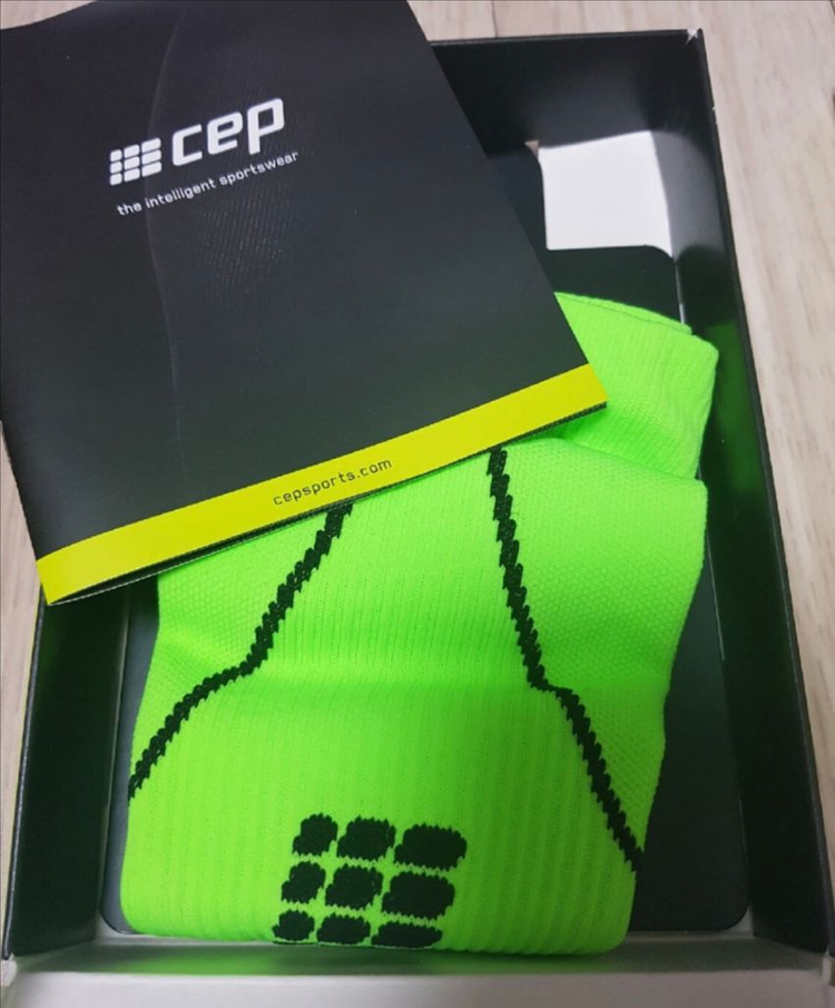 CEP 기능성 러닝 양말 265~290--1