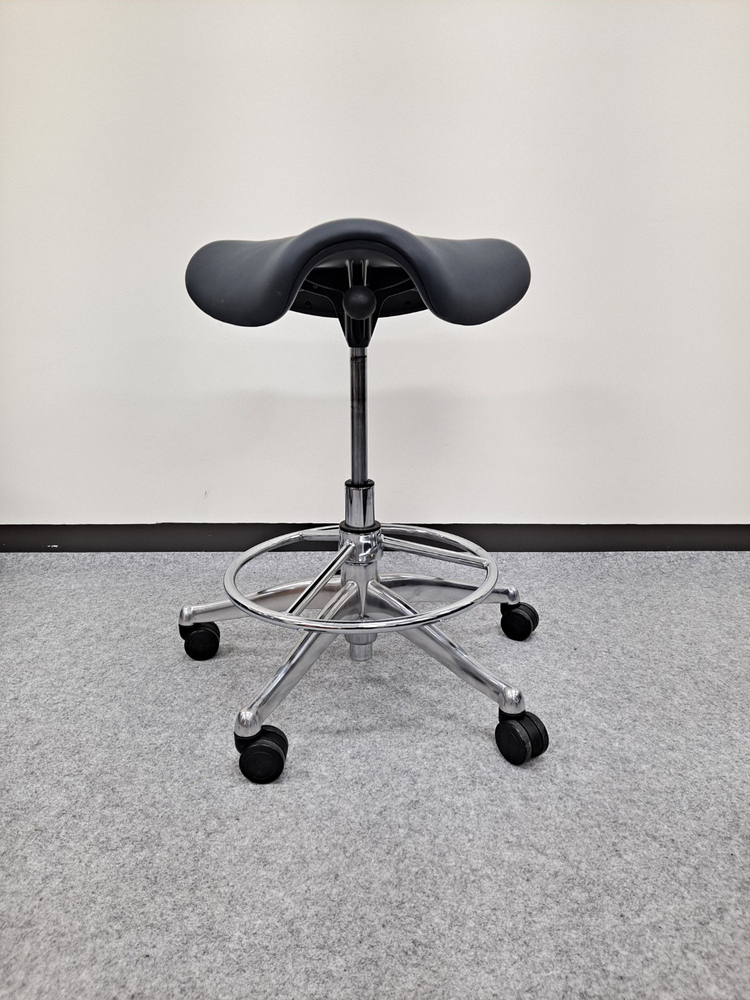 휴먼스케일 새들 스툴 의자 (Humanscale Saddle Stool Chair, 검정) 이미지