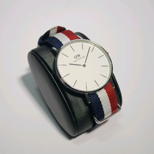 다니엘웰링턴 시계 나토밴드