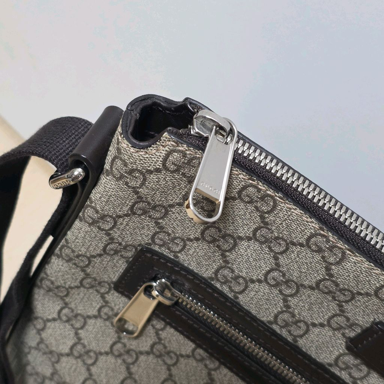 구찌 GG수프림 크로스백--5