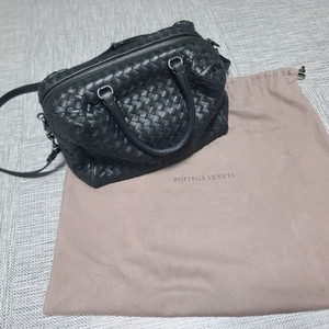 보테가베네타 인트레치아토 토트백 볼링백 보스턴백 블랙