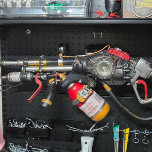 파크라이6 콜렉터즈에디션 화염방사기 판매