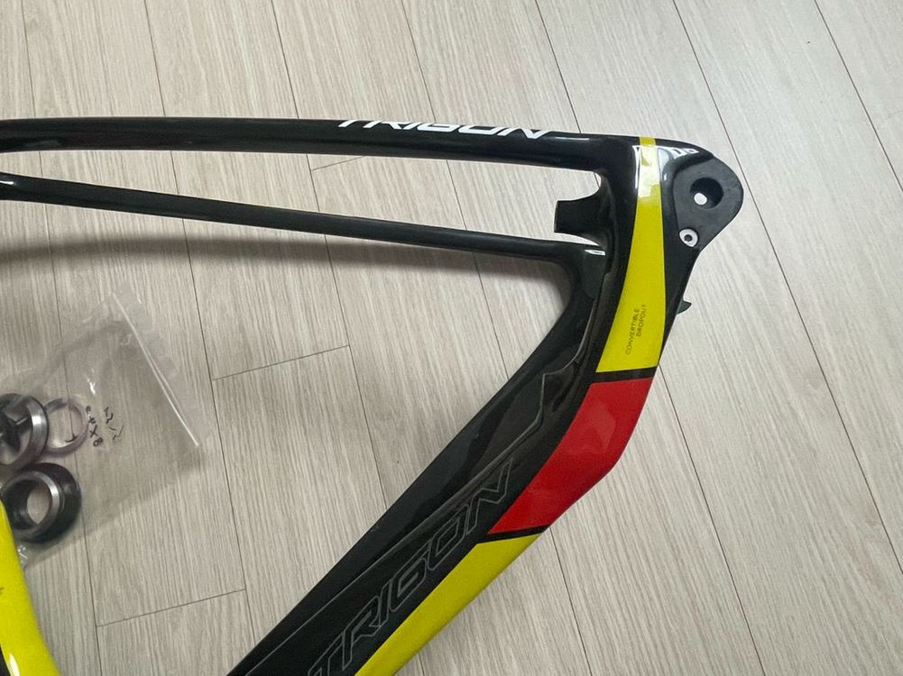 트리곤 다크니스 xc 프레임 판매합니다 27.5 mtb 프레임 카본 이미지