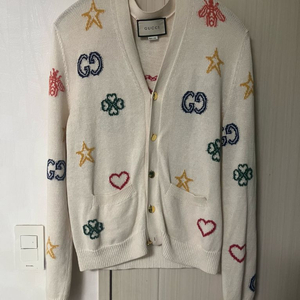 구찌 심볼 자카드 가디건 m 사이즈