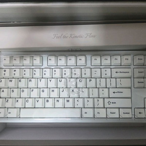 키네틱스 헤르츠87 논플렉스컷 캔디블루축 화이트