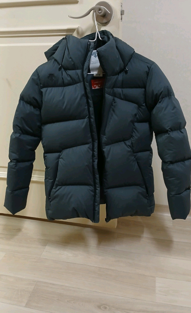 여성의류 데쌍트 경량 덕다운 패딩 점퍼+아디다스 운동복겸 쟈켓 점퍼 2장 일괄이에요 이미지