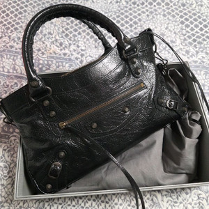 발렌시아가르시티퍼스트백 정품