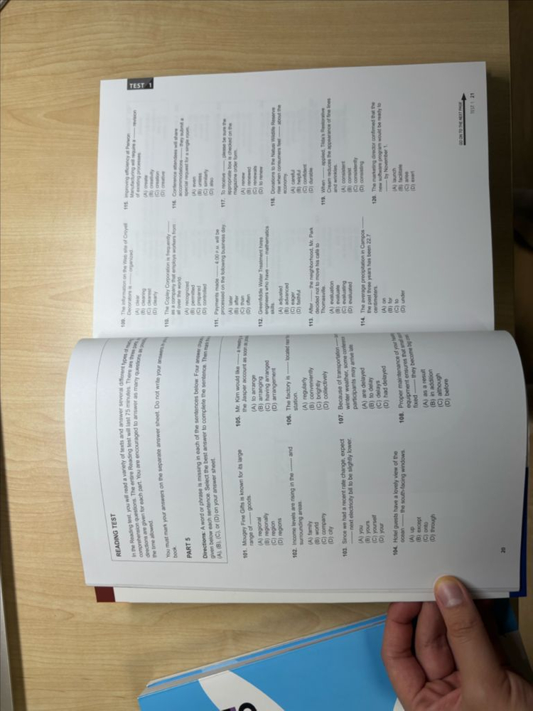 토익 정기시험 기출문제집 3권 LC 1회차만 품 택포 8000원--3