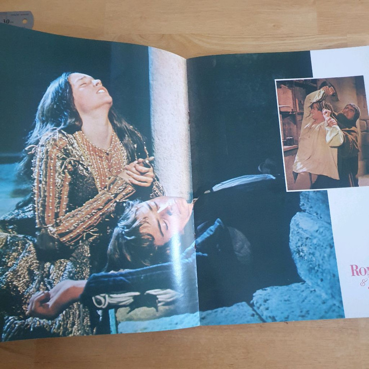 영화 로미오와줄리엣 일본영화팜플렛 올리비아핫세 레너드와이팅 고전영화 빈티지소품 레트로소품 이미지