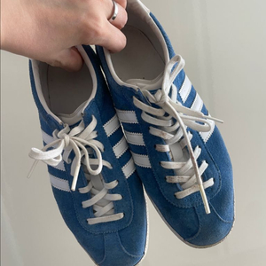 아디다스 가젤 230