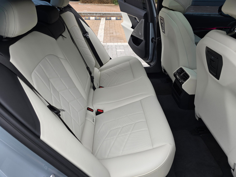 BMW i5 eDrive40 MSP (2025년식) 판매--5