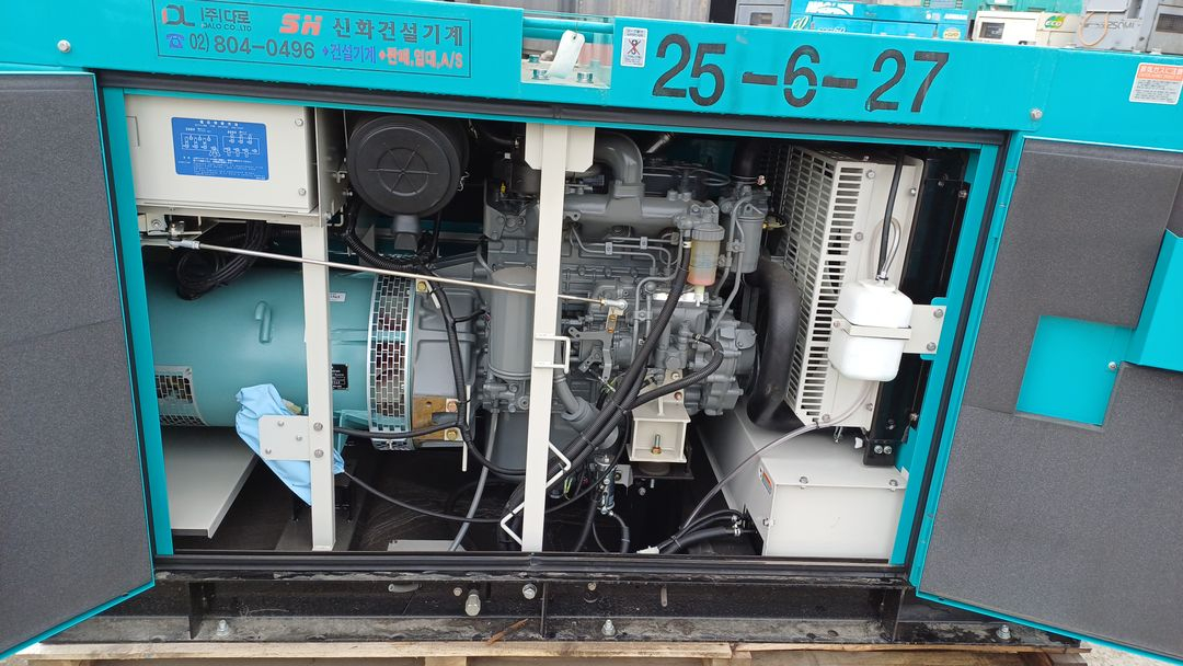 중고 60k VA 비상용 산업용 공사현장 방음형 발전기 임대 판매--2