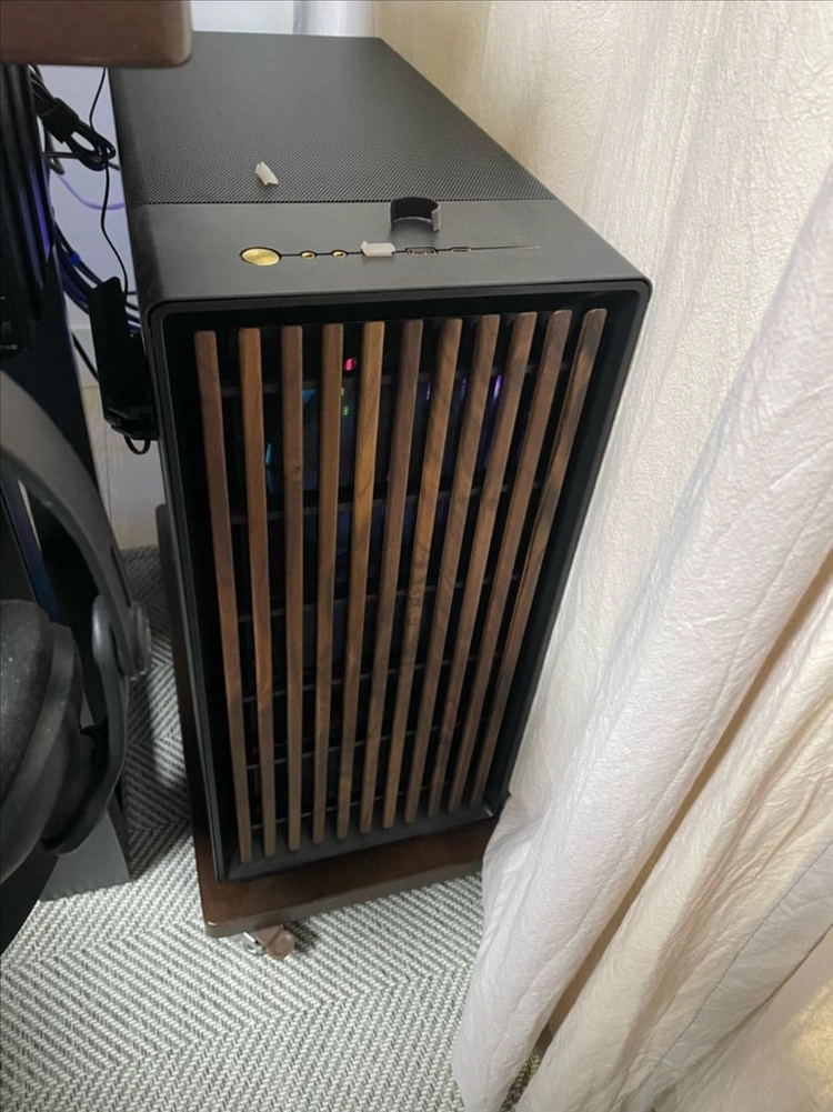 7950X3D / 4080 SUPER / RAM 64gb / SSD 2tb 본체 판매 - 안심되는 중고거래