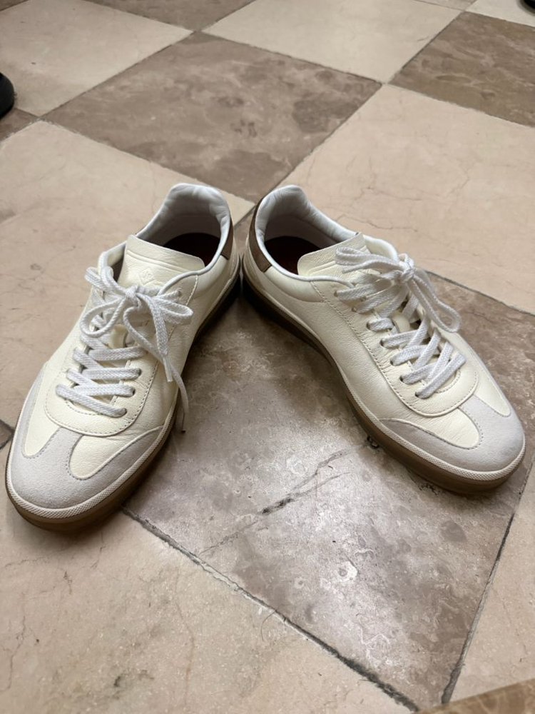 로로피아나 스니커즈 36.5--2